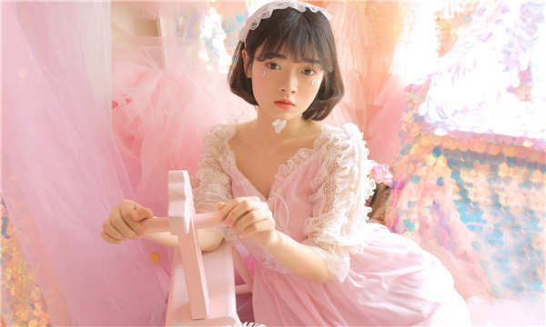 涞源供卵试管代怀生子多少钱？这一直是很多不孕不育家庭关注的话题。在中国，不孕不育的发生率越来越高，根据《中国不孕不育现状调研报告》显示，育龄夫妇的不孕不育率从20年前的3%增长至现在的12.5%-18.2%，患者人数高达6000万以上。在这样的背景下，许多家庭通过供卵试管来实现自己的生育梦想。那么，供卵试管代怀生子的费用到底是多少呢？